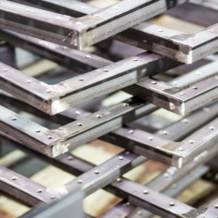 Spawanie i piaskowanie