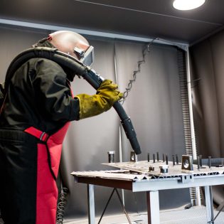 Spawanie i piaskowanie