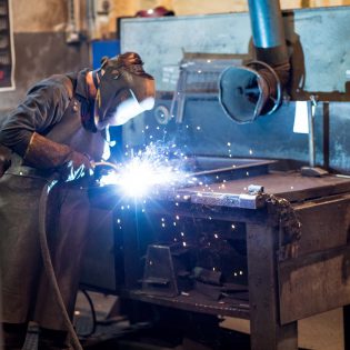 Spawanie i piaskowanie